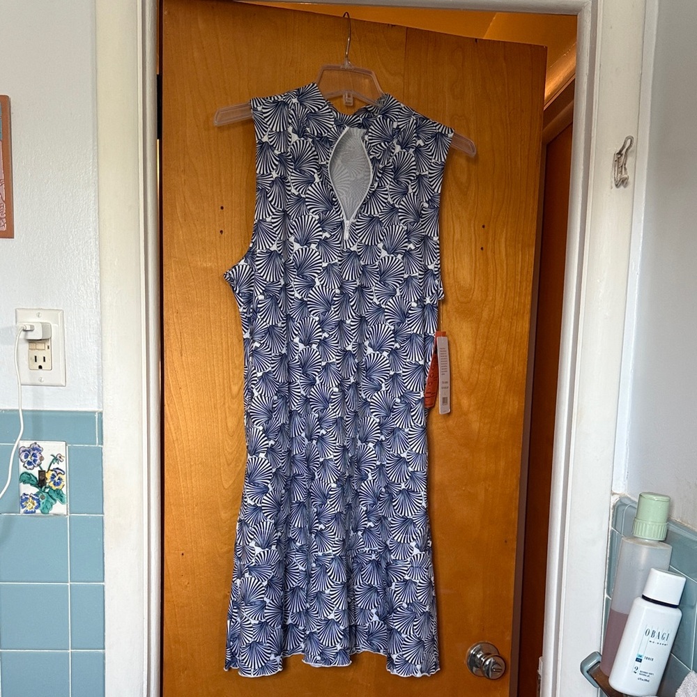 Chic Blue and White Floral Midi Dress